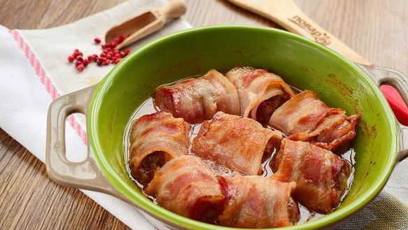 Рецепт Фрикаделек с беконом в сливочно-томатном соусе