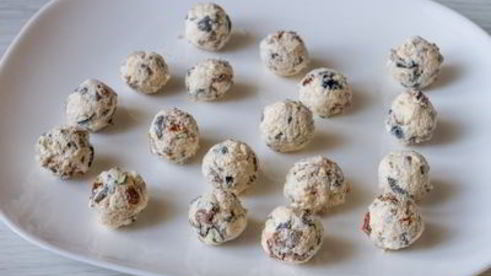 фрикадельки с начинкой в средиземноморском стиле