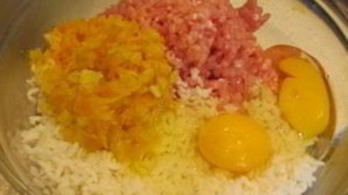 фрикадельки с рисом