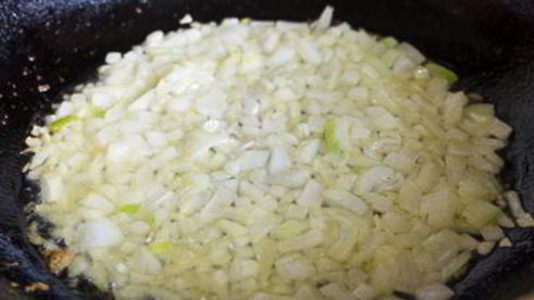 фрикадельки в пикантном томатном соусе