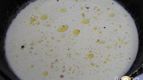 куриные фрикадельки в сырно-сливочном соусе