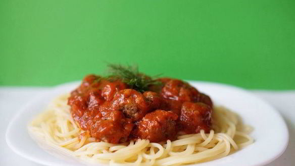 Рецепт Спагетти с фрикадельками в томатном соусе