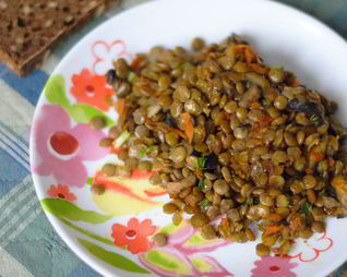 Чечевица с шампиньонами