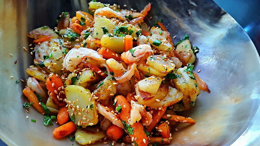 Рецепт картофеля по-азиатски с креветками