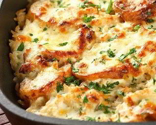 Картофель с шампиньонами в сметане