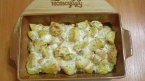 картофель в духовке под соусом
