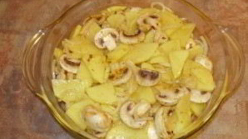 картошка с грибами и сыром в духовке