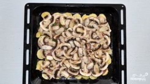 картошка с шампиньонами и сыром в духовке