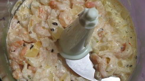 красный рис с креветочным кремом