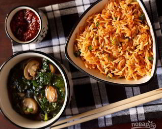 Отварной рис с овощами