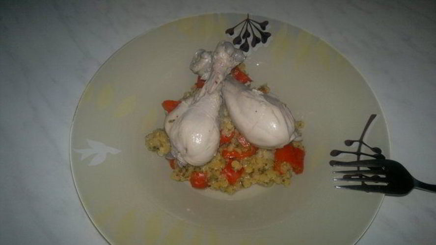 Рецепт пикантной чечевицы с отварными куриными ножками