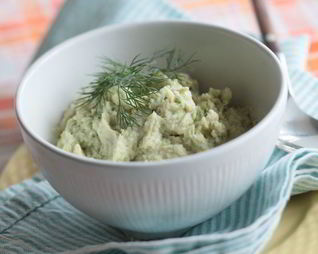 Пюре из картофеля и пастернака с кроликом