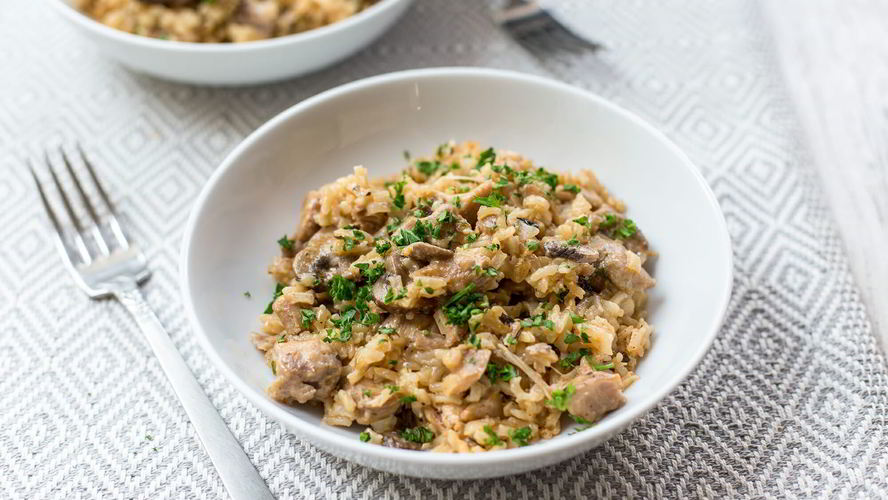 Рецепт риса с курицей и грибами в скороварке