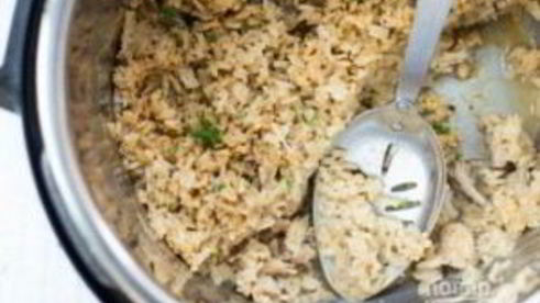 рис с курицей и грибами в скороварке