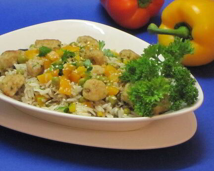 Рис с рыбными тефтелями