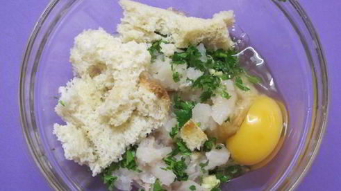 рис с рыбными тефтелями