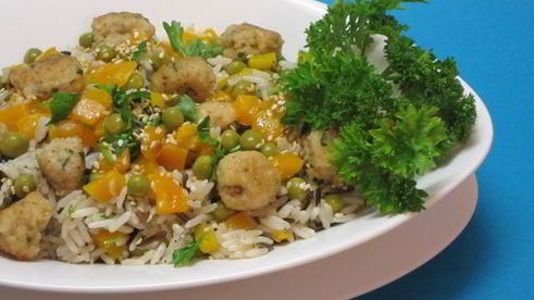 рис с рыбными тефтелями