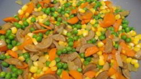 рис жареный с овощами