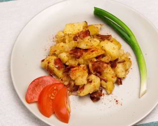 Жареная картошка с беконом