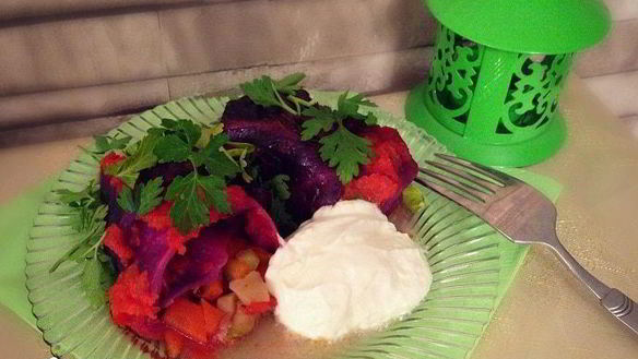 Рецепт Голубцов из краснокочанной капусты с овощной начинкой