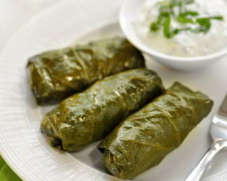 Голубцы в виноградных листьях