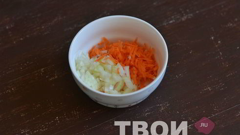 куриные голубцы в листьях савойской капусты