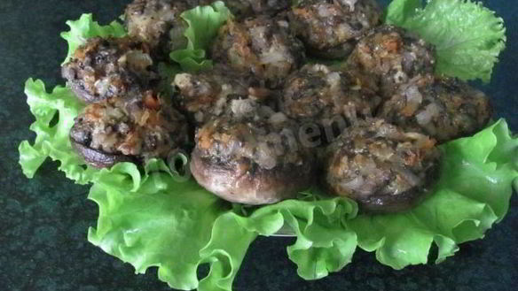 Рецепт Фаршированных шампиньонов в духовке с сыром