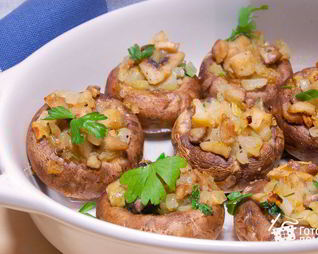 Фаршированные шампиньоны