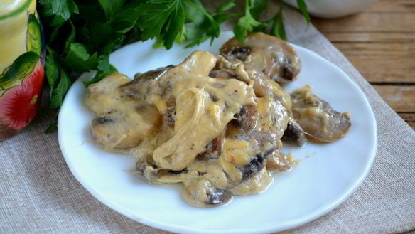 Рецепт Грибов под сырным соусом