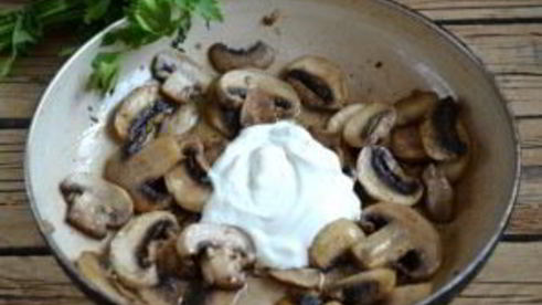 грибы под сырным соусом