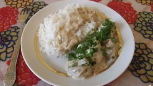 грибы, тушенные со сливками