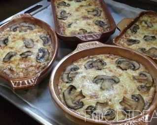 Грибы в сливках