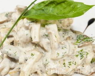 Грибы в сливочном соусе