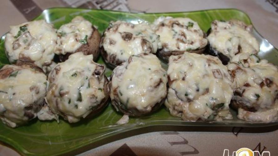 Рецепт шампиньонов, фаршированных кинзой и брынзой