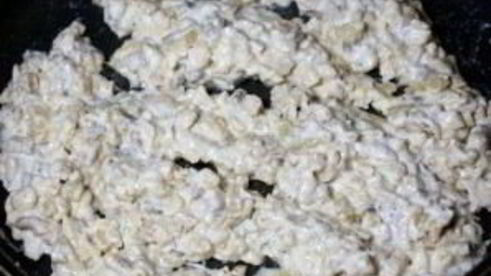 шампиньоны с курицей и сыром