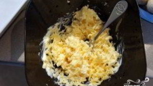 шампиньоны с сыром и чесноком в духовке