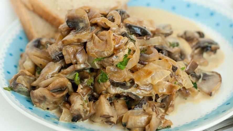 Рецепт шампиньонов в сливочном соусе