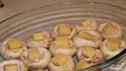 шампиньоны, запеченные с сыром