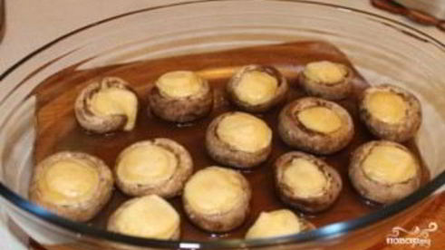 шампиньоны, запеченные с сыром