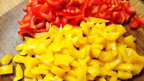 ароматный гуляш с грибами и сельдереем