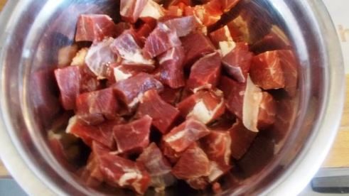 гуляш из барашка под апельсиновым соусом