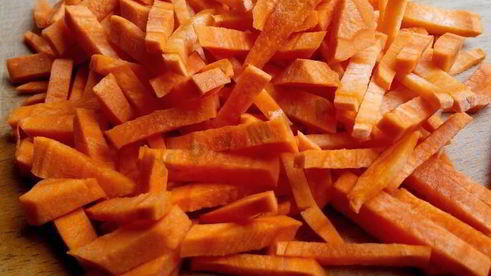 гуляш из говядины в мультиварке