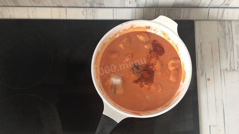 гуляш из индейки с подливкой