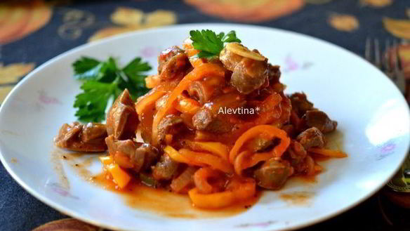 Рецепт Гуляша из куриных желудков