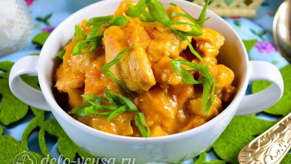 Рецепт Гуляша из курицы со сметаной