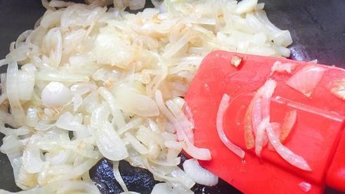 гуляш из отварного мяса