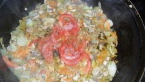 гуляш из тушенки