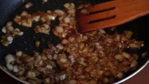 гуляш с грибами и мясом