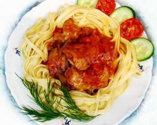 Гуляш с овощами