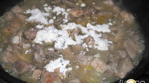 гуляш со стручковой фасолью по-гречески